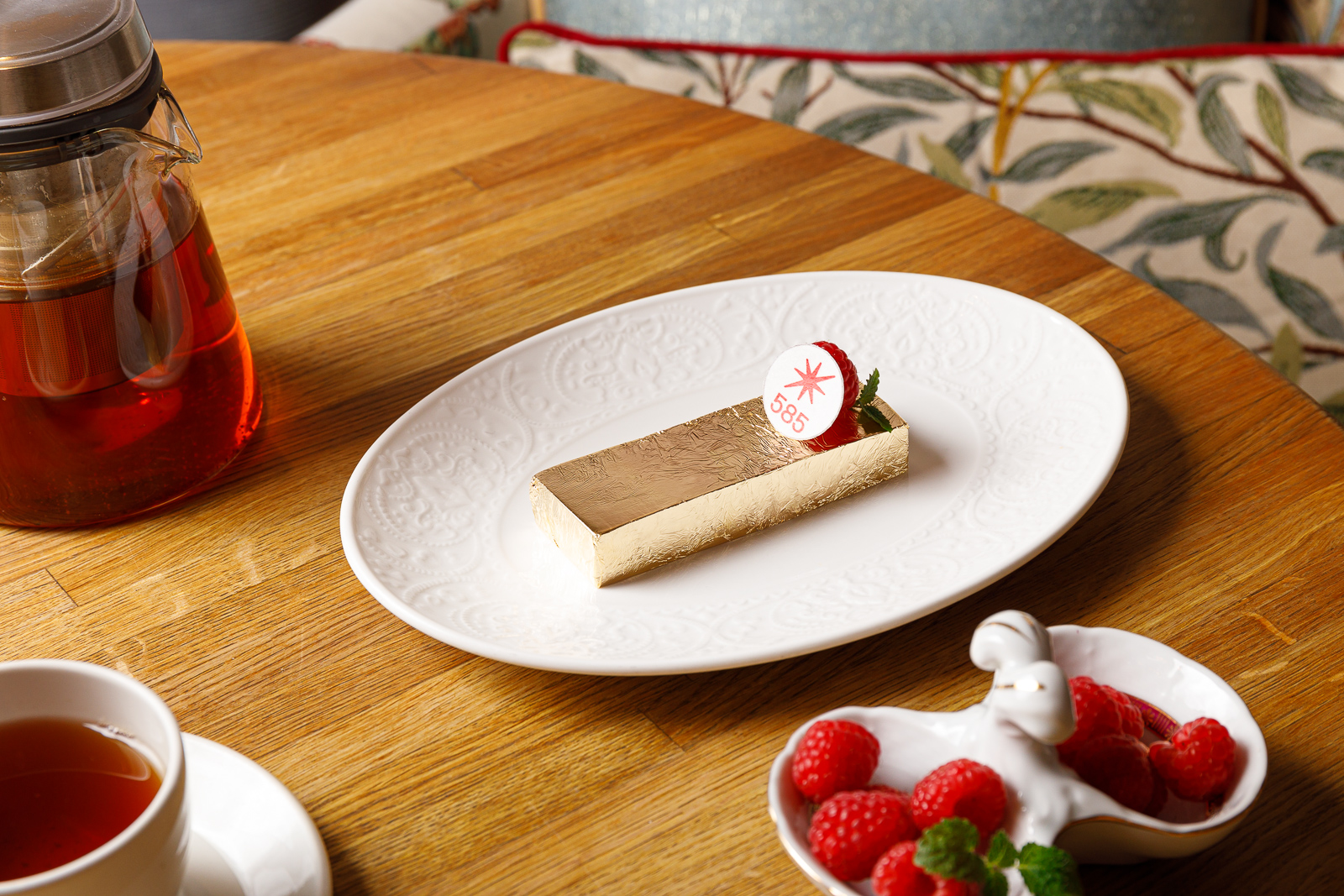 «585 Золотой» и Osteria Mario представили «десерт-инвестицию»